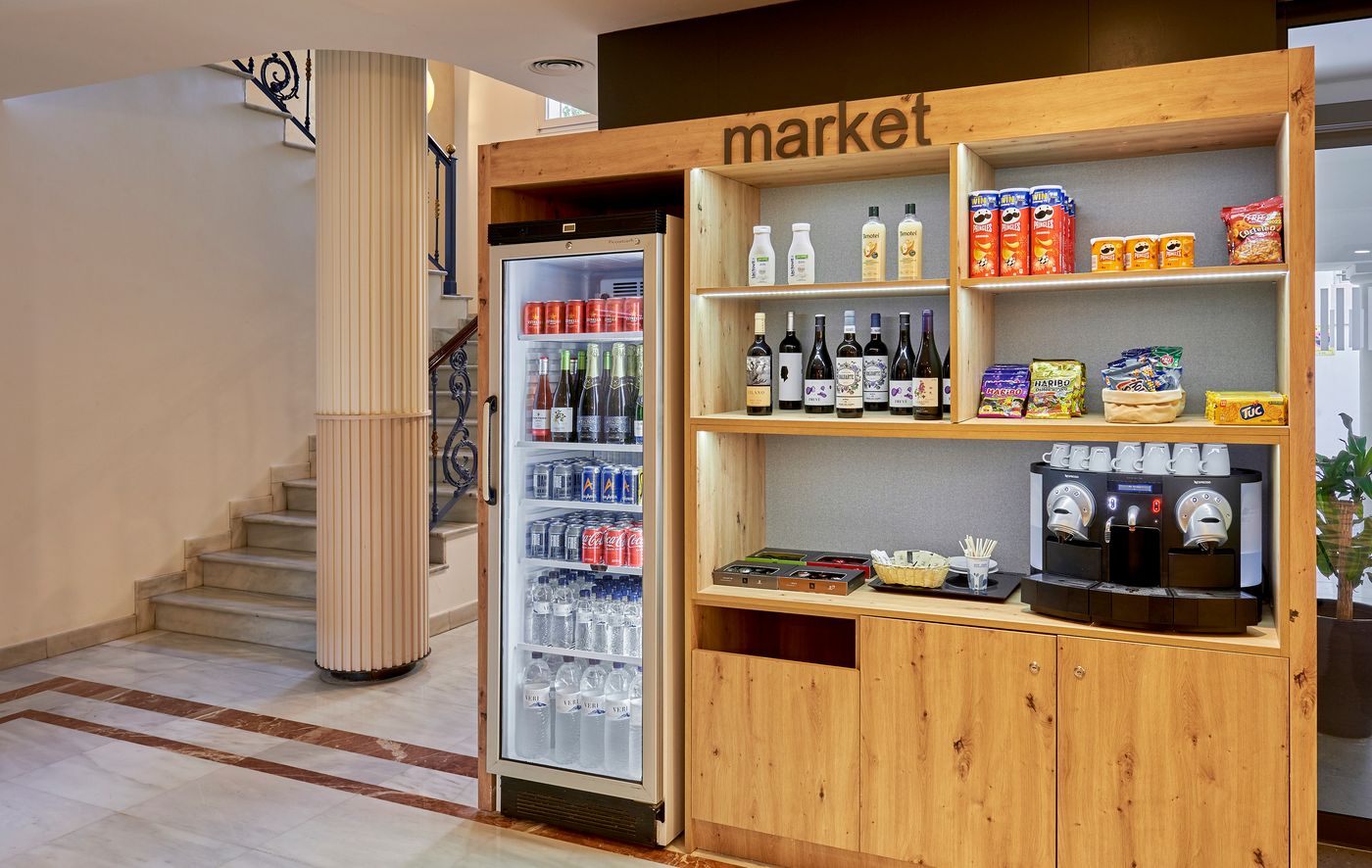 URH-Sitges-Playa-Lobby-49