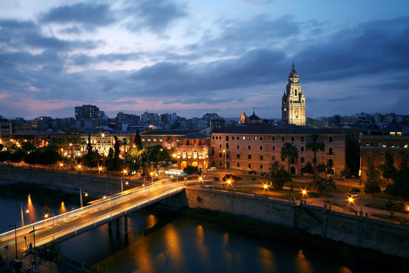 Arco-de-San-Juan-Hotel-General-view-1