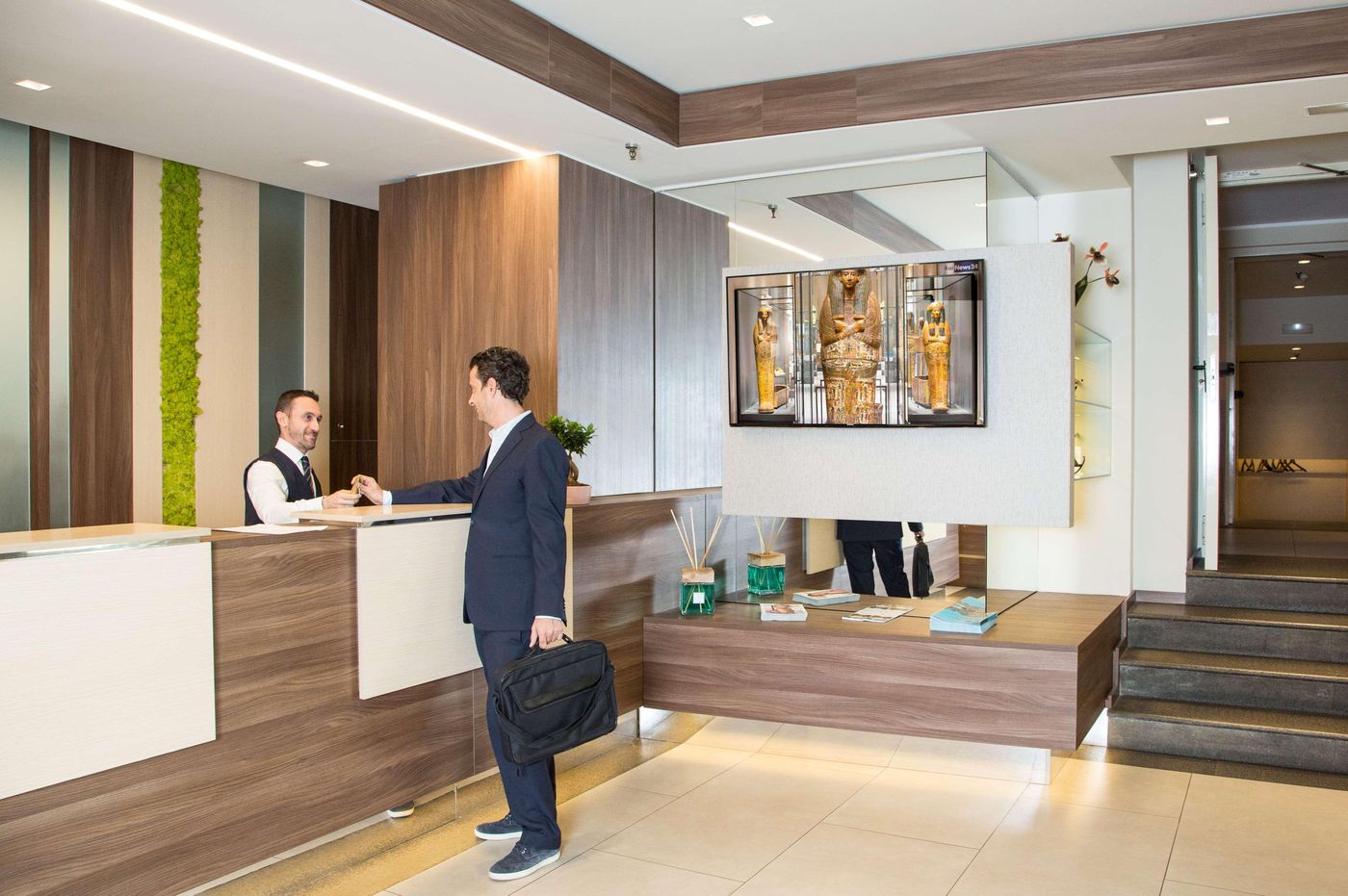 Best Western Hotel Luxor - Italy - Torino - Lobby - 10