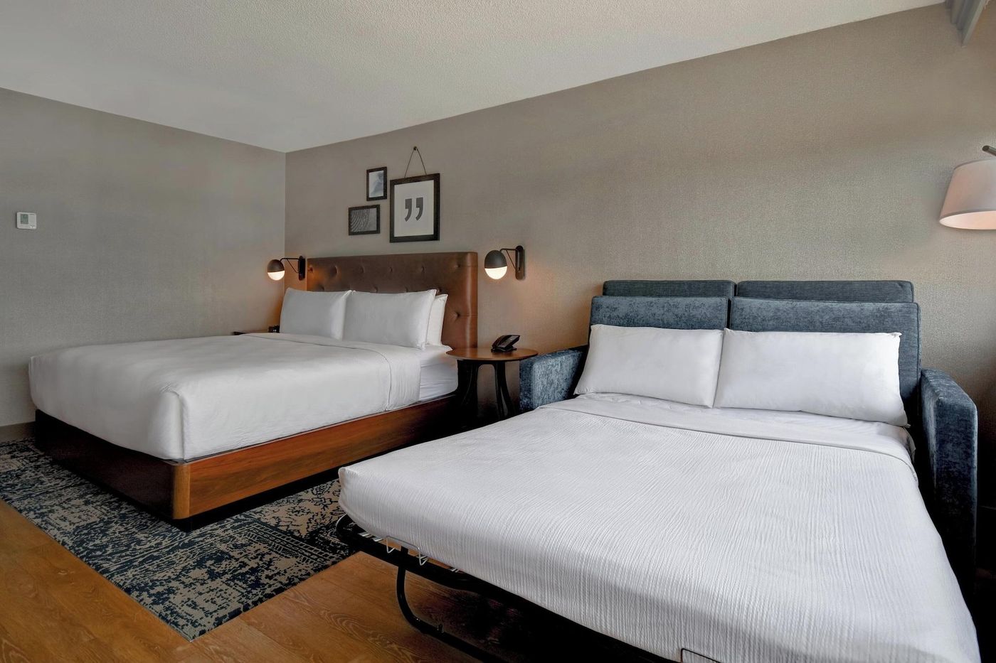 Crowne-Plaza-Boston-Newton-Hotel-Room-26