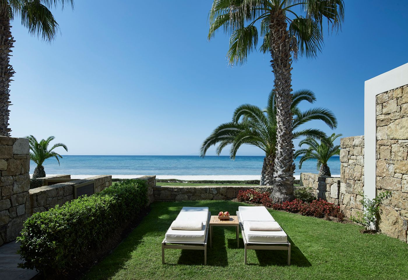 Sani Asterias Suites