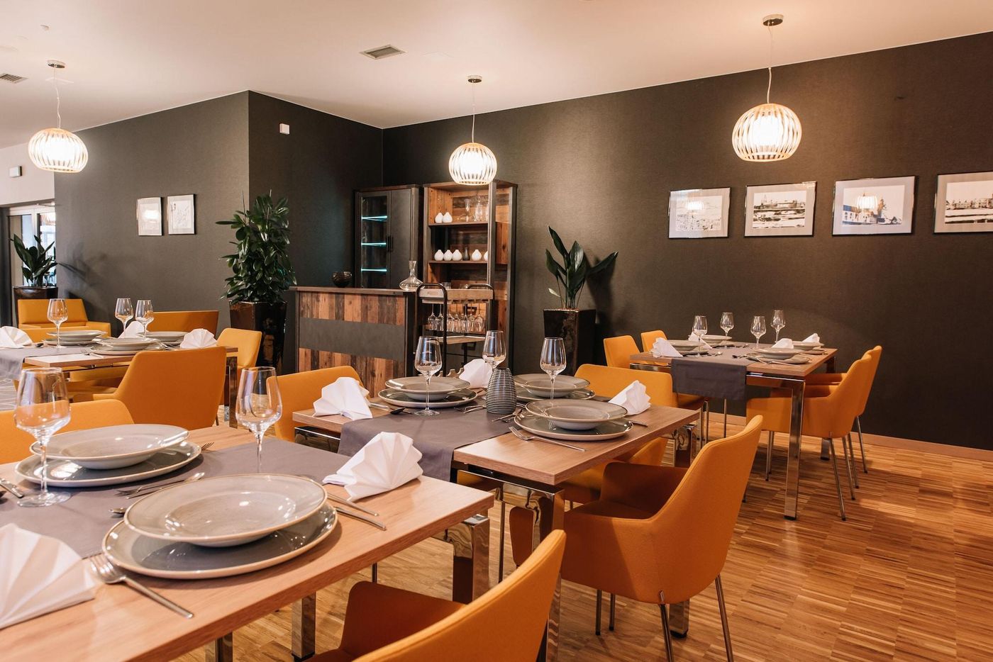 Hotel-Krowodrza--Krakow-Restaurant-19