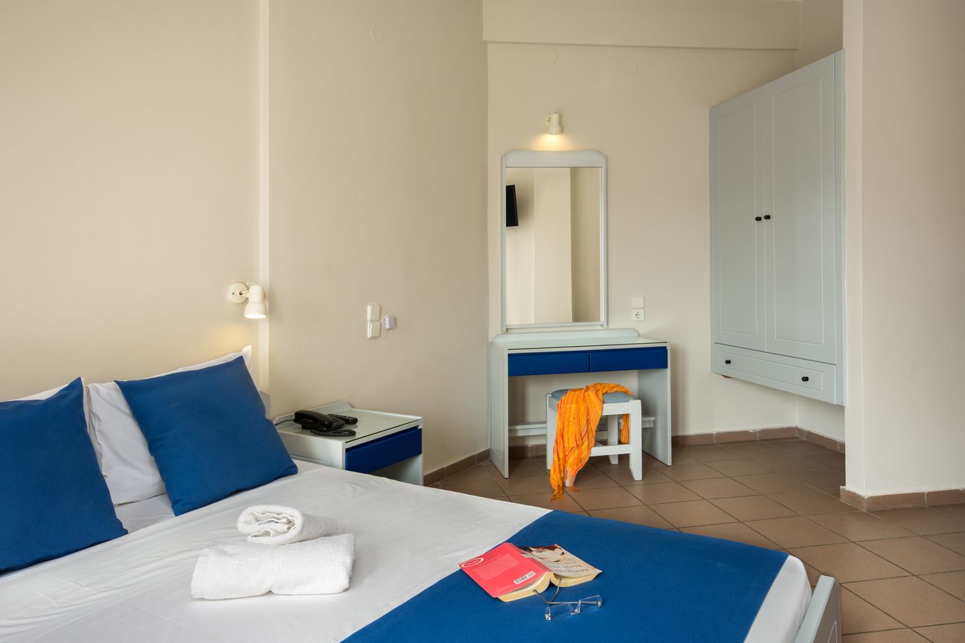 Hersonissos-Central-Room-37