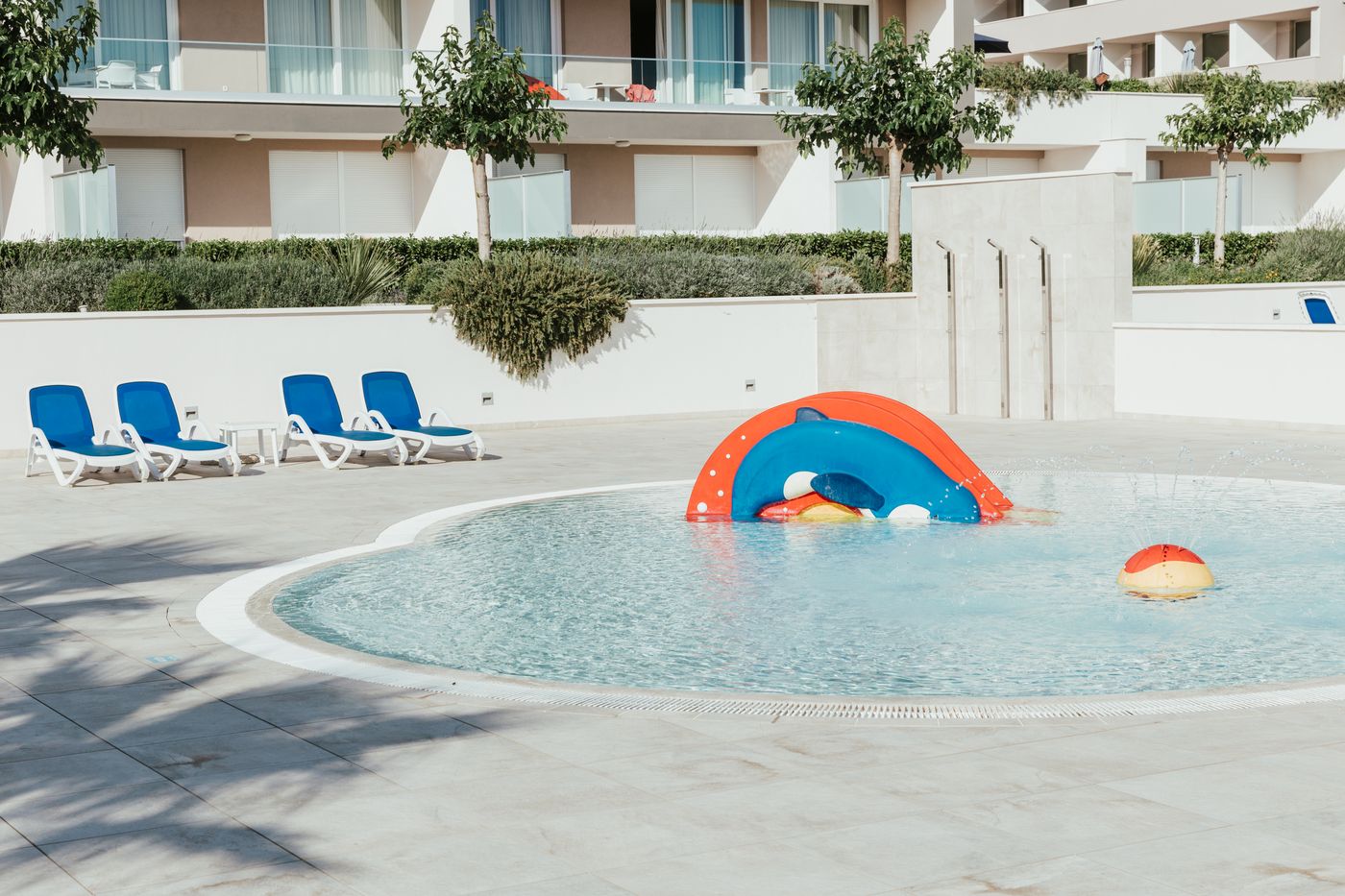 Romana-Beach-Apartments-Pool-4