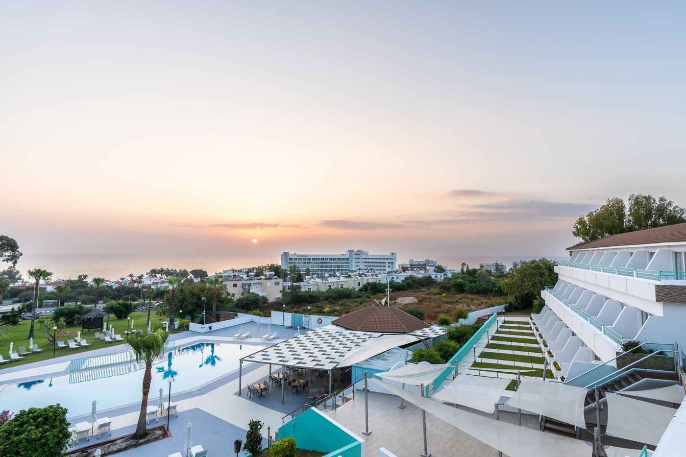 Adelais-Bay-General-view-6