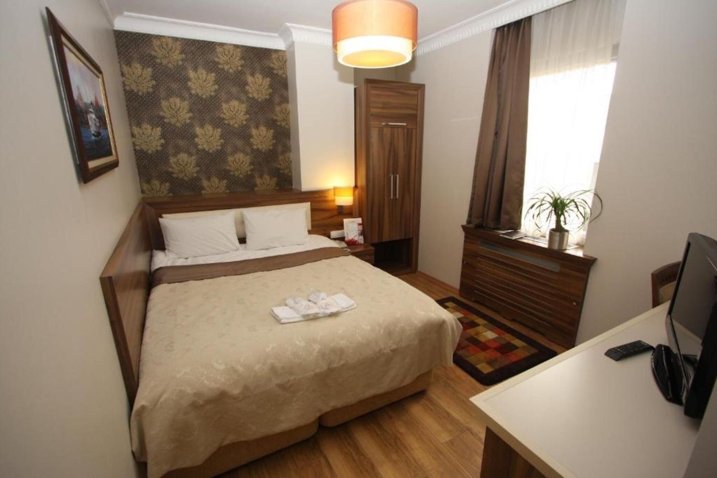 My-Rose-Hotel-Room-26