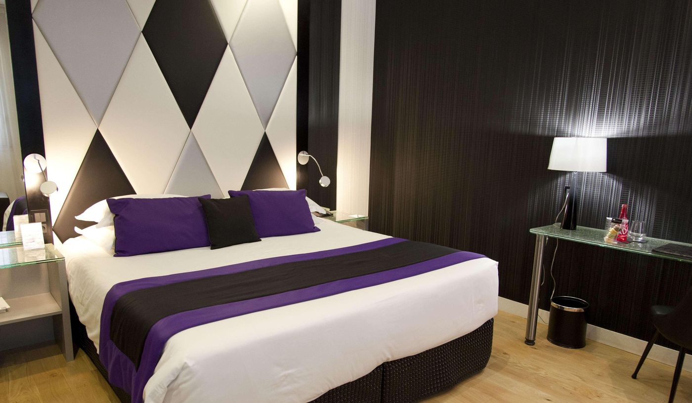 L-Empire-Paris-Room-21