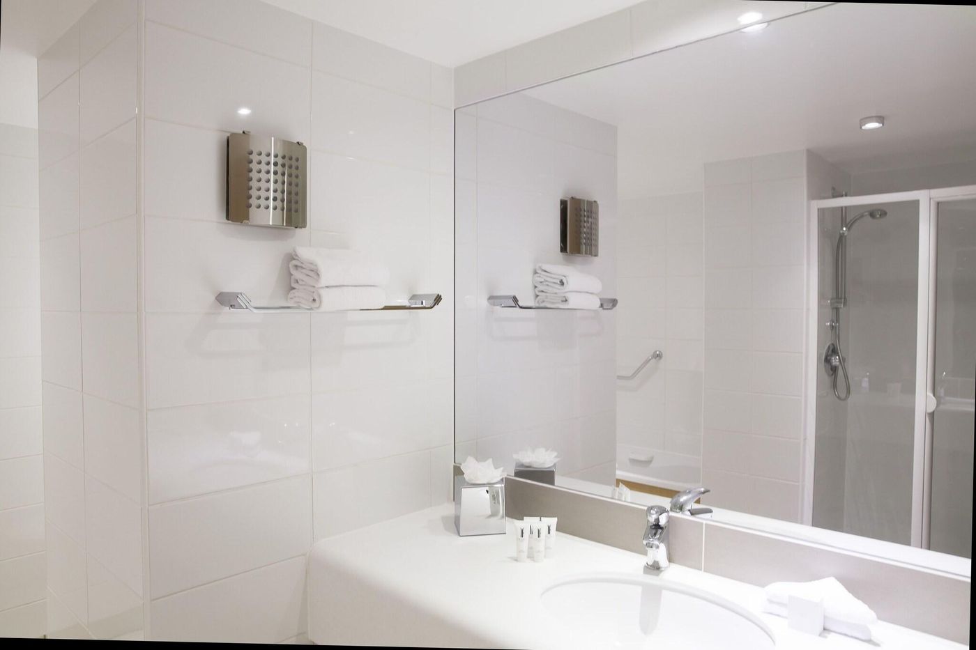 Louis-Fitzgerald-Hotel-Room-16