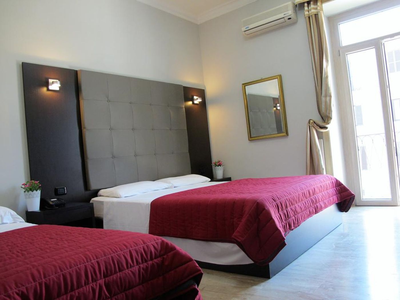 D'Este-Italy-ROME-Room-8