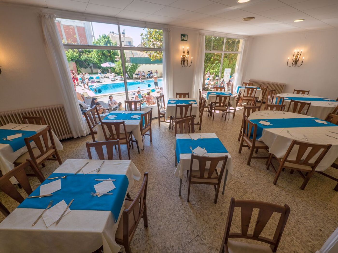 Hotel Checkin Pineda