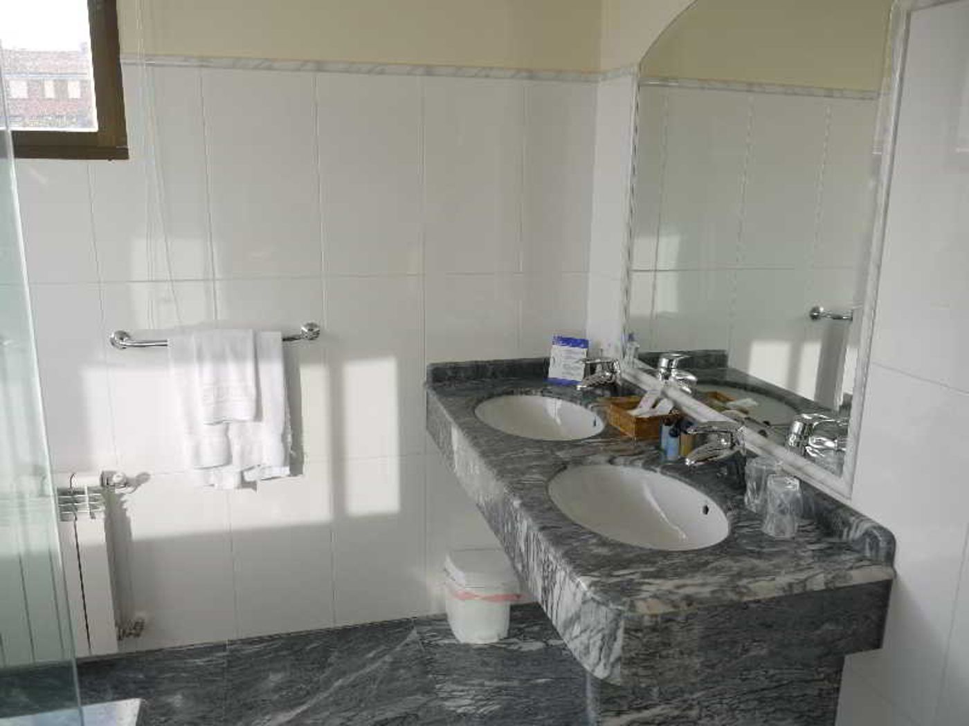 Sablon's -Spain-LLANES-Room-9