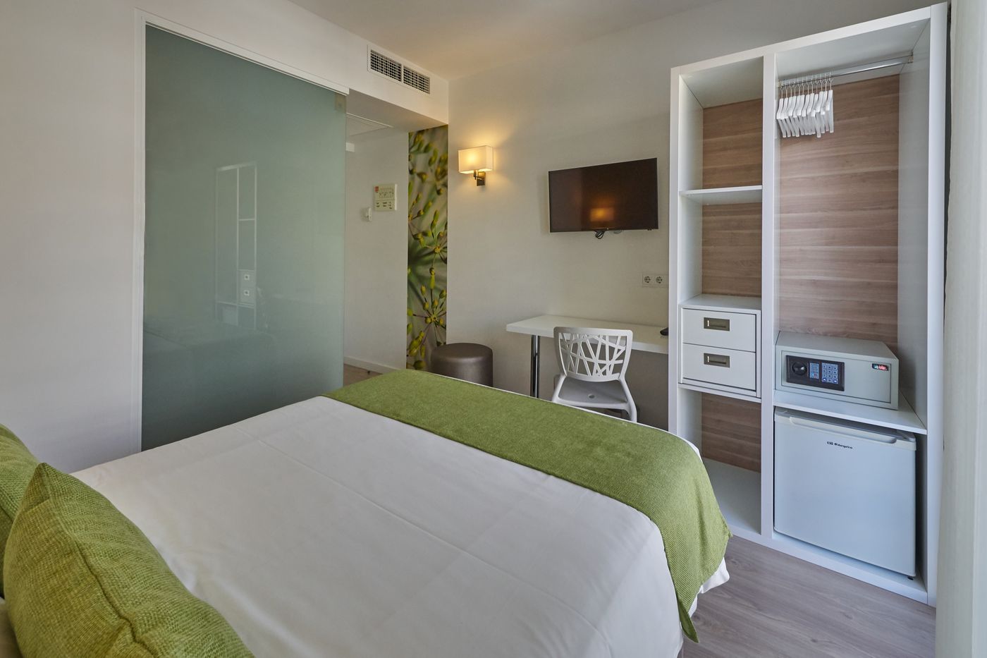 BQ Amfora Beach - Adult Only