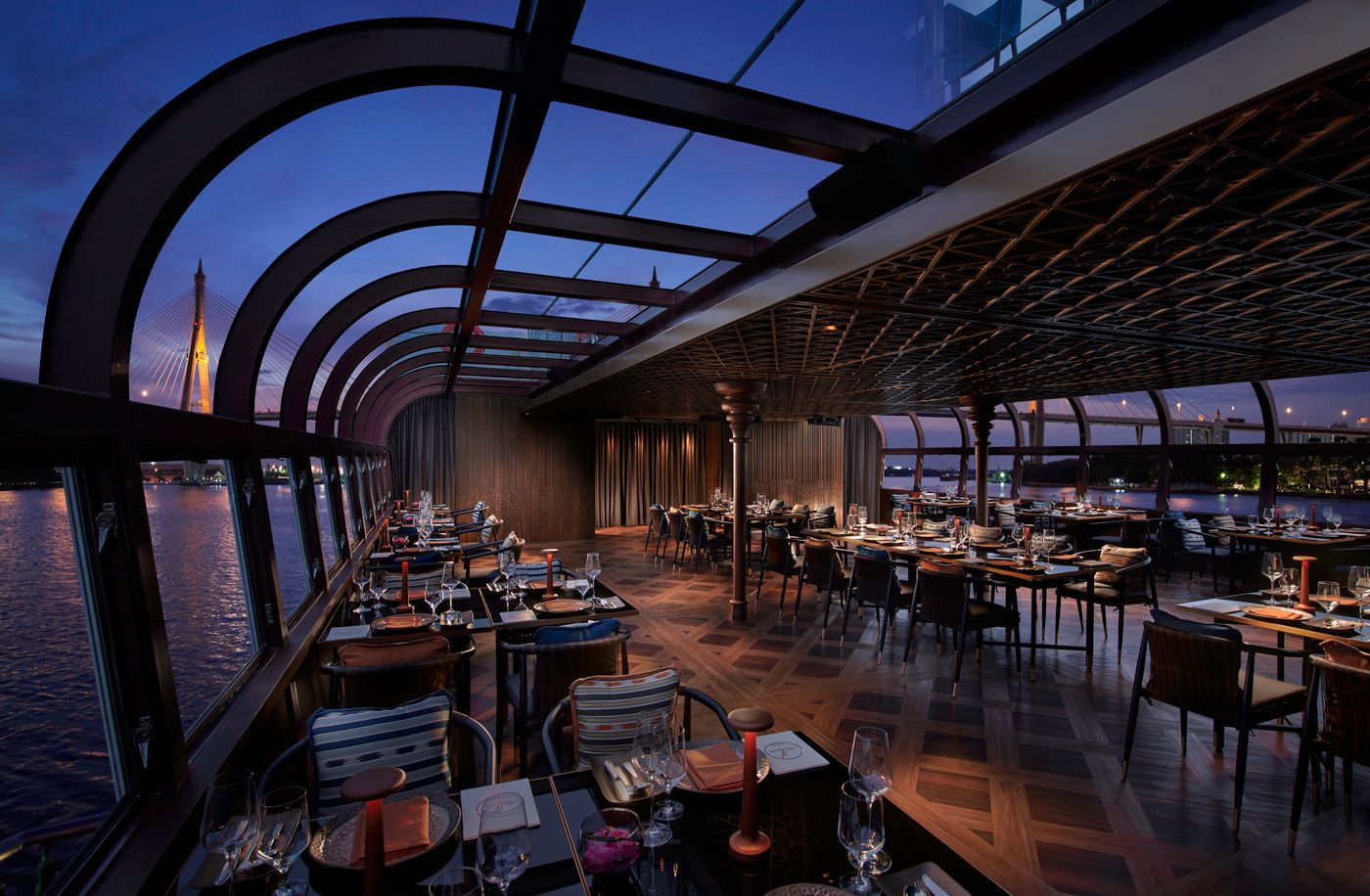 Banyan-Tree-Bangkok-Restaurant-56