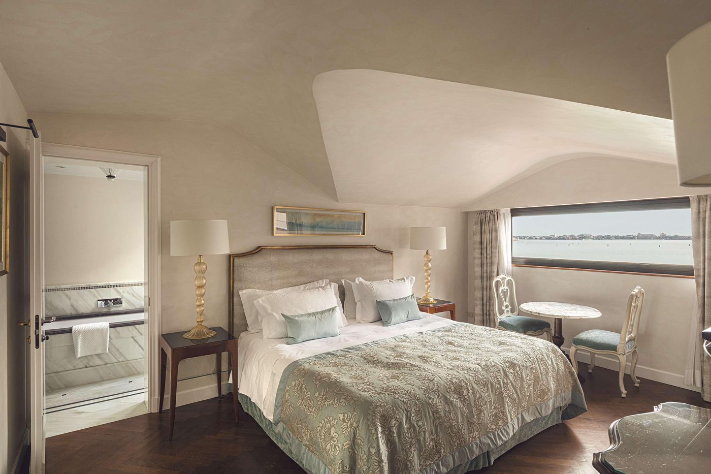 Hotel-Cipriani--A-Belmond-Hotel--Venice-Room-42