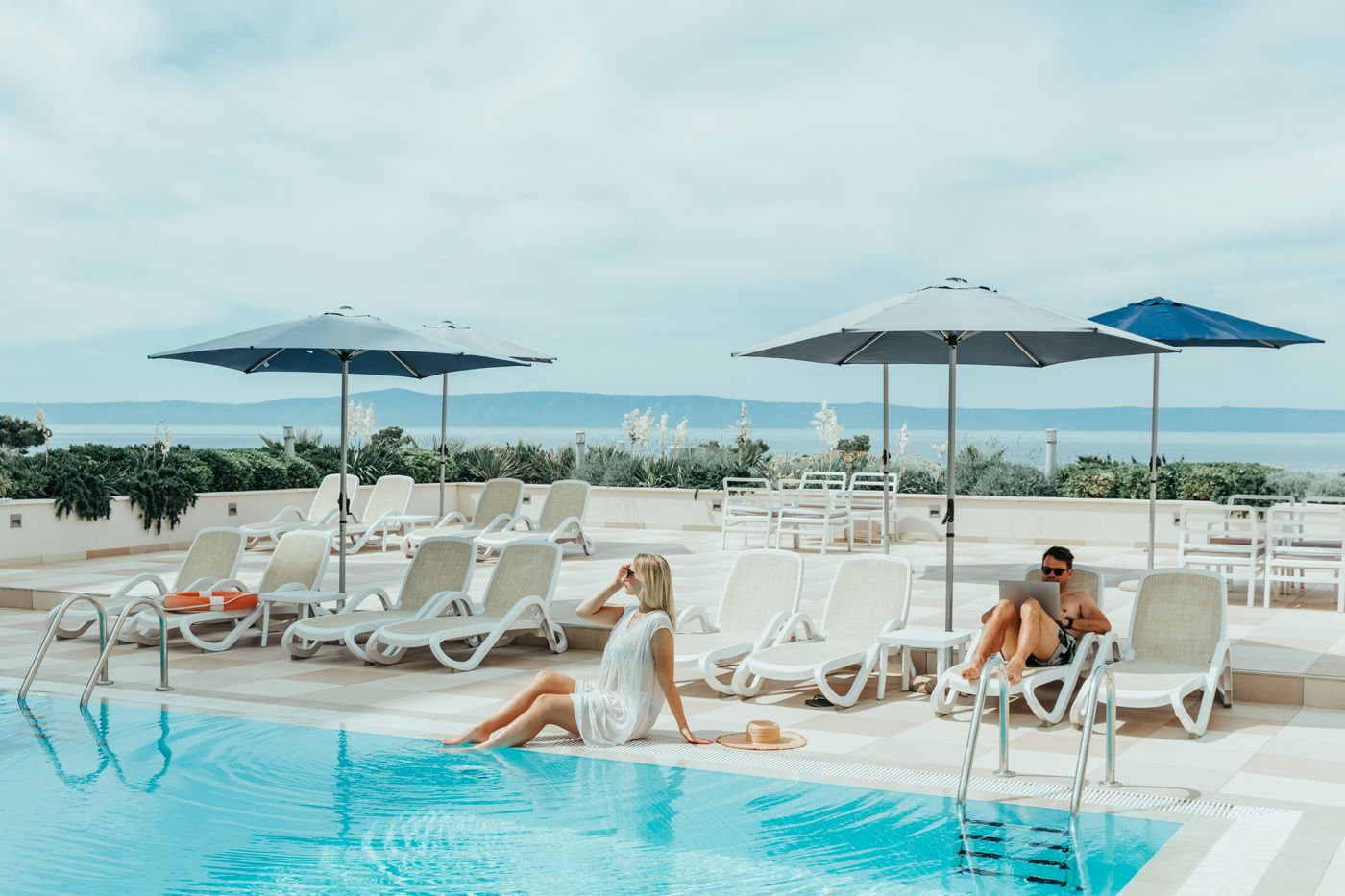 Romana-Beach-Apartments-Pool-7