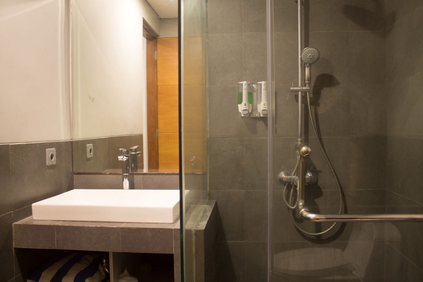 Transera Kamini Legian Hotel-Indonesia-Bali-Room-8