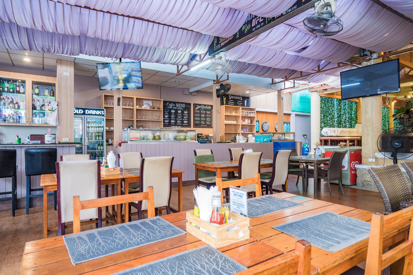 Patong-Pearl-Resortel-Phuket-Restaurant-48