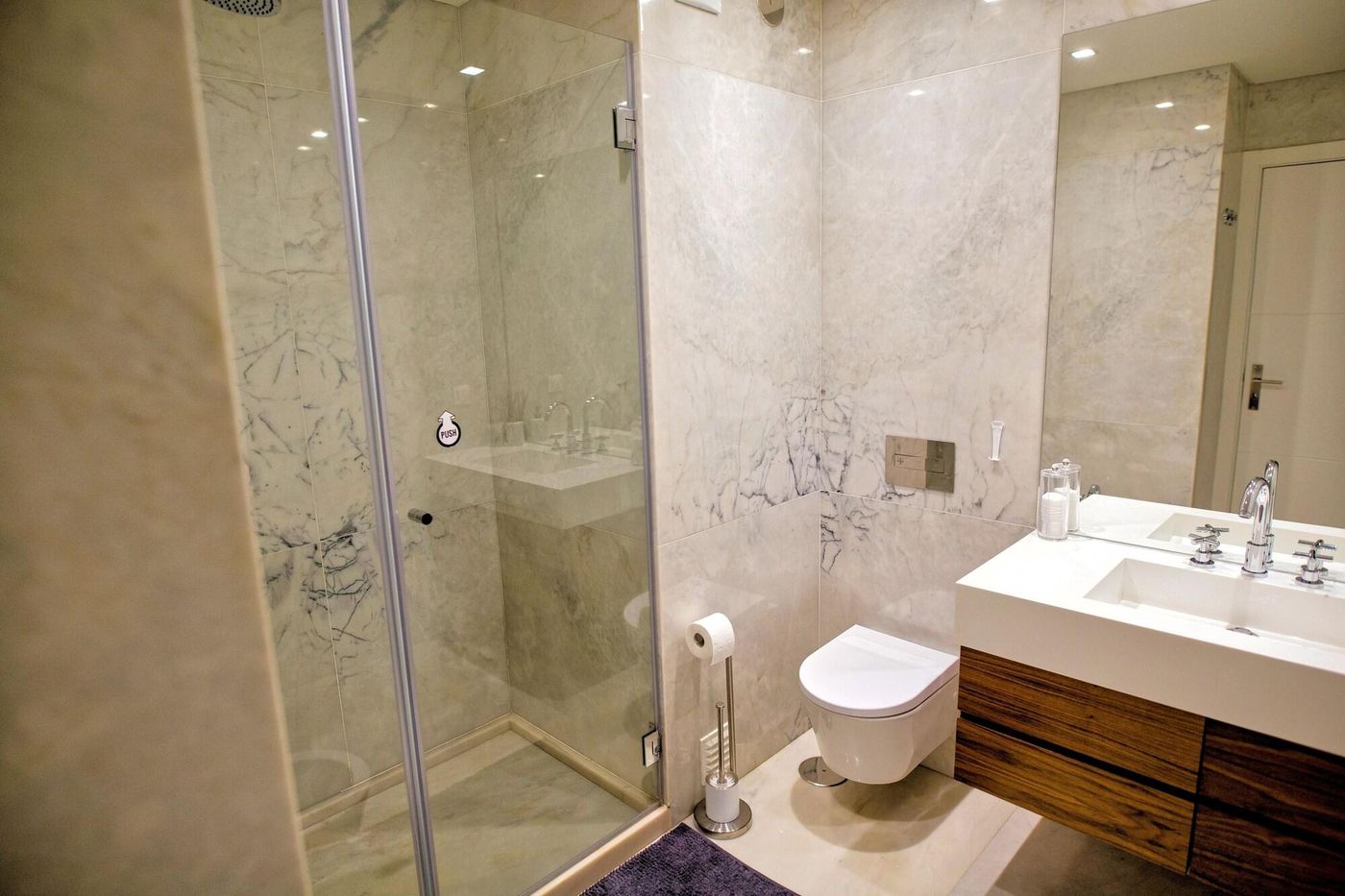 Industrial-Lisbon-Apartment---Adults-Only-Room-31