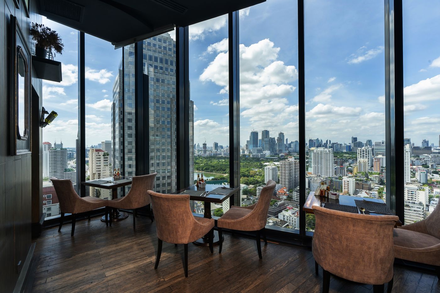 The-Continent-Hotel-Sukhumvit---Asok-BTS-Bangkok-Restaurant-15