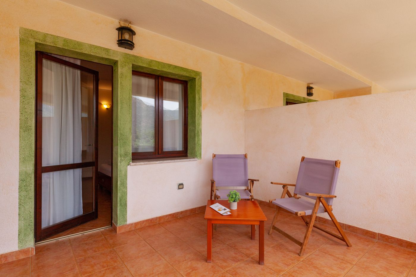 iH-Hotels-Villasimius-Le-Zagare-Resort-Room-40