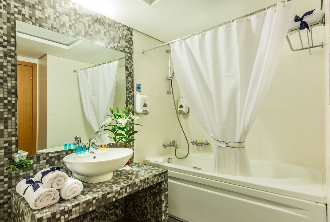 Anastasia-Resort-Room-39