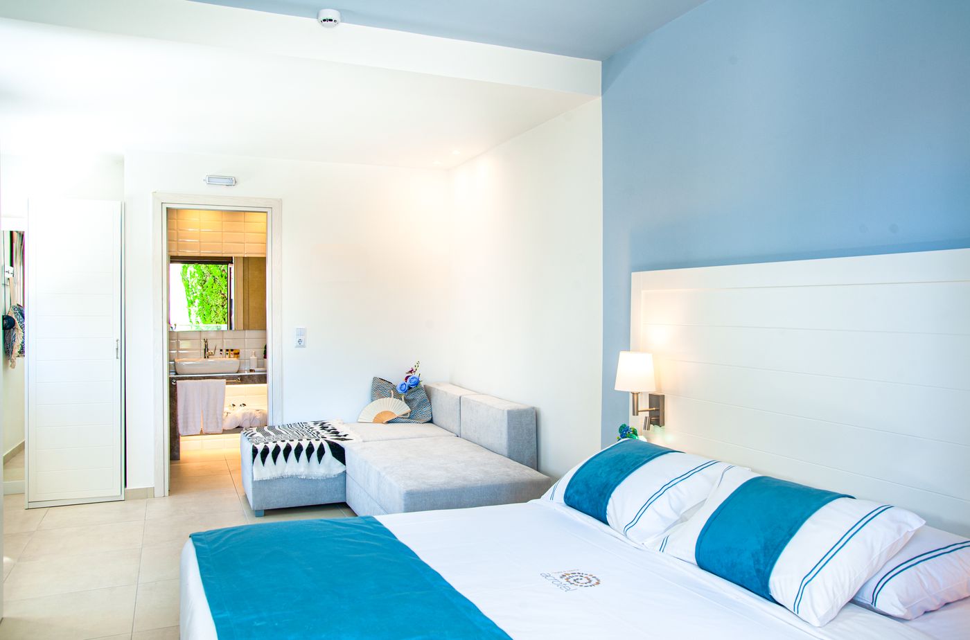 Lily-Ann-Village-Room-34