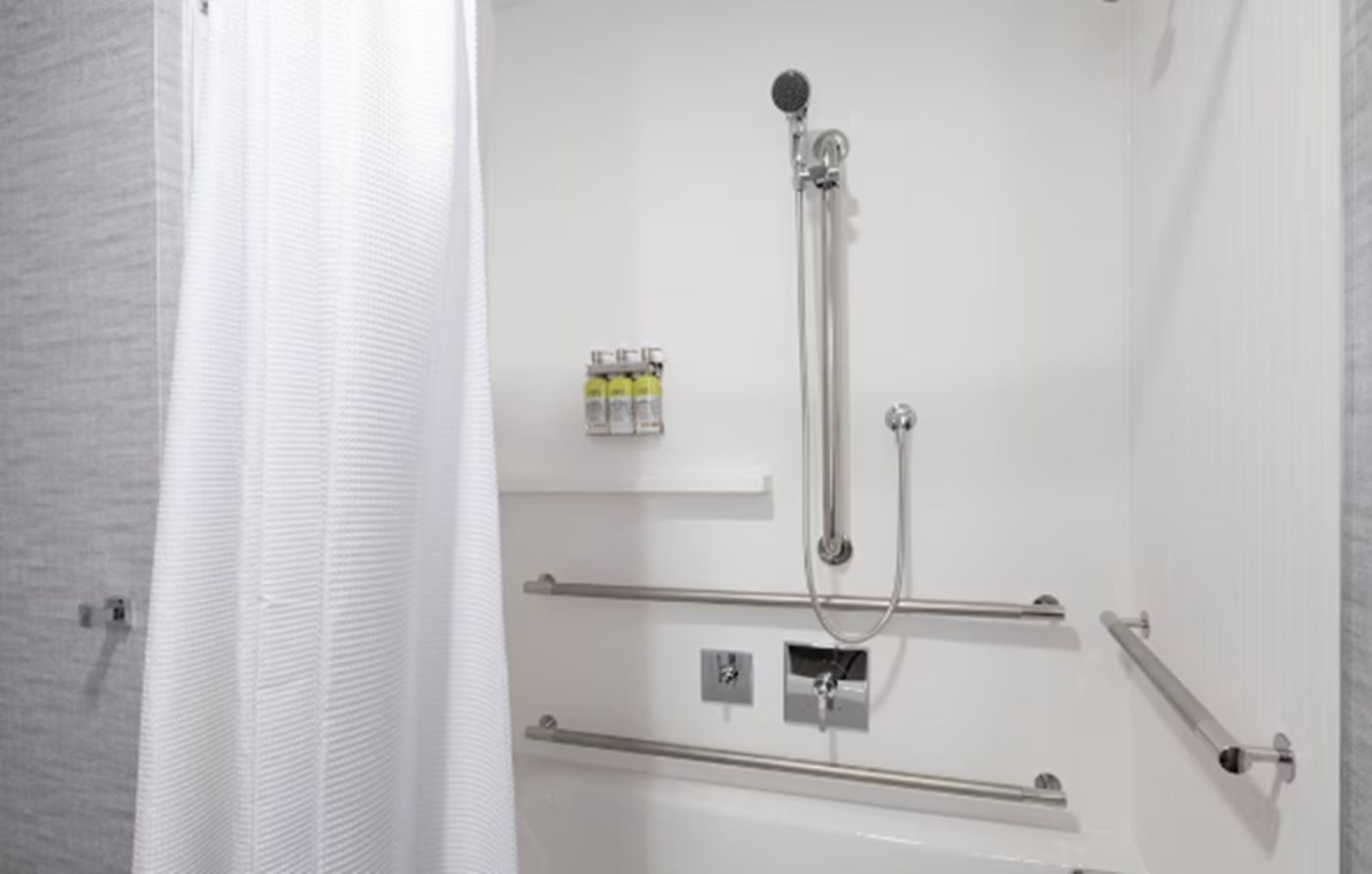 Midtown-Hotel-Room-11