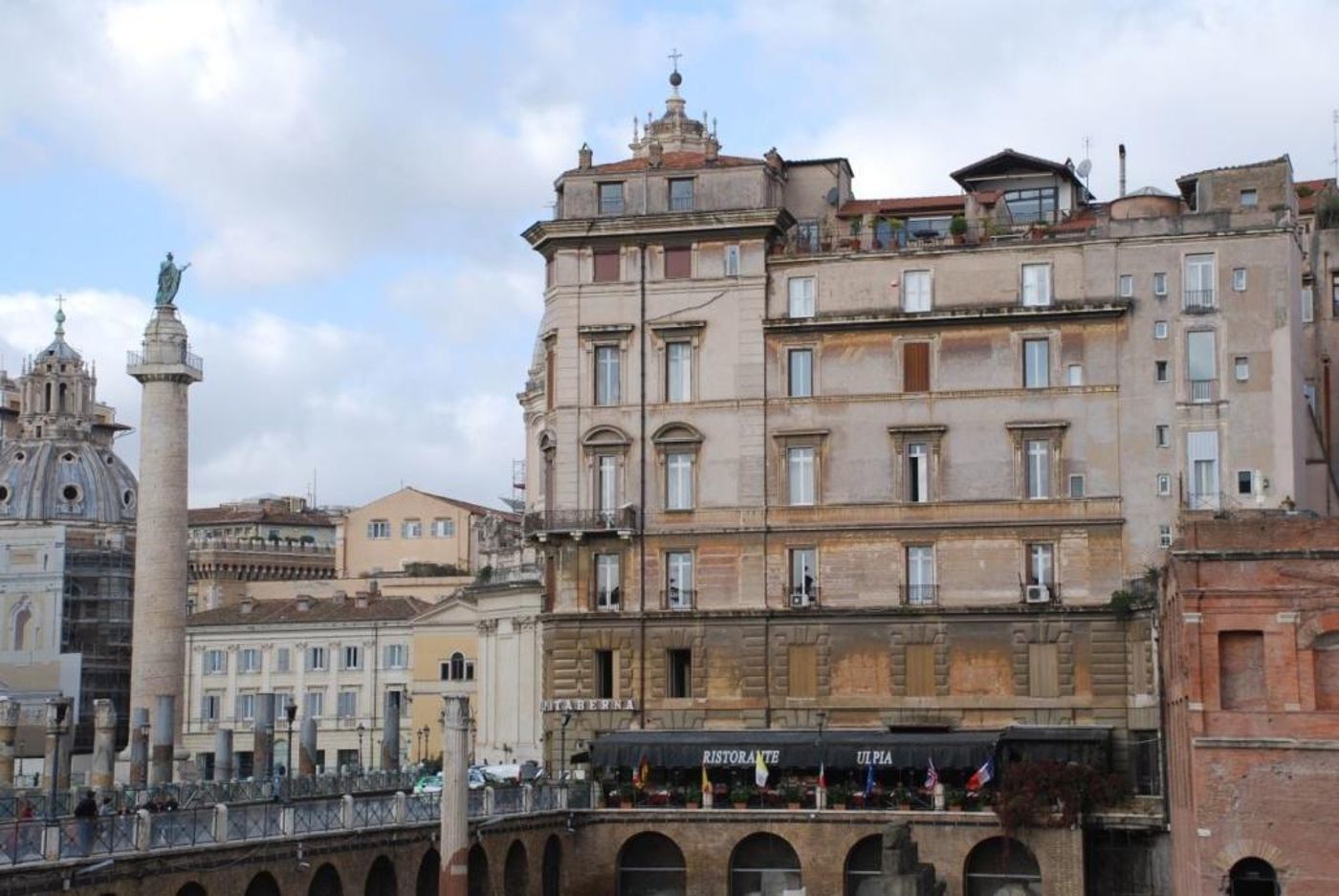 Nerva-Accomodation-Suburra-General-view-6