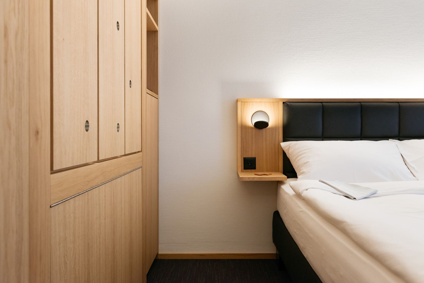 Hotel Basel - Da wohnen, wo Basel lebt!-Switzerland-BASEL-Room-3