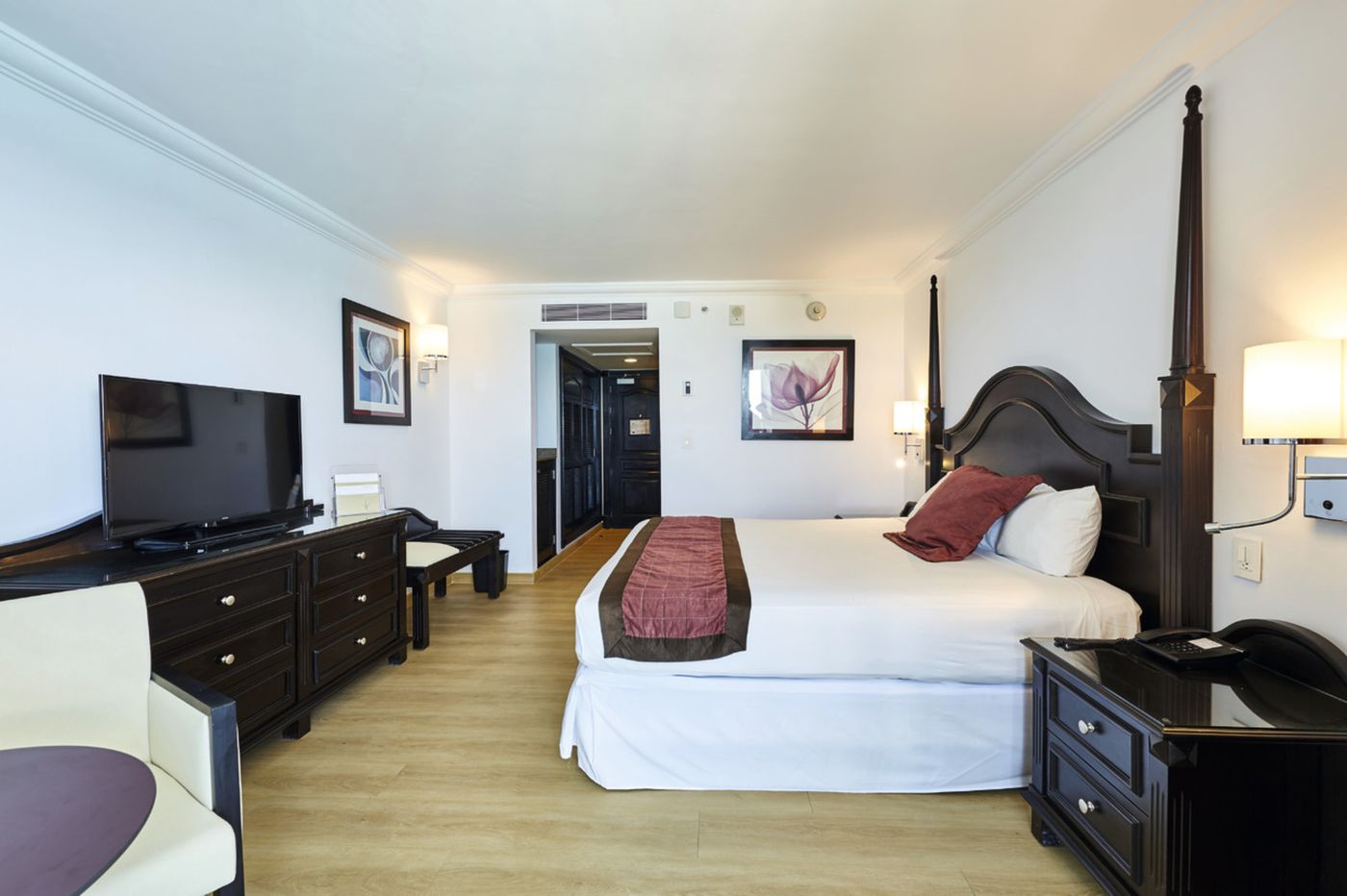 Riu-Paradise-Island---Adults-Only-Room-18