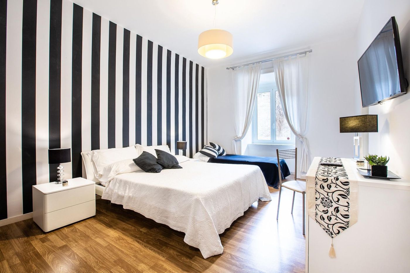 Rione-Monti-Suites-Room-9