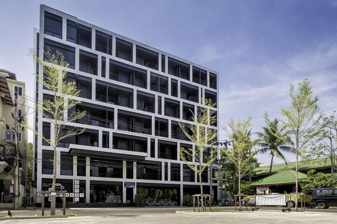 Blu-Monkey-Hub-and-Hotel-Phuket-General-view-1