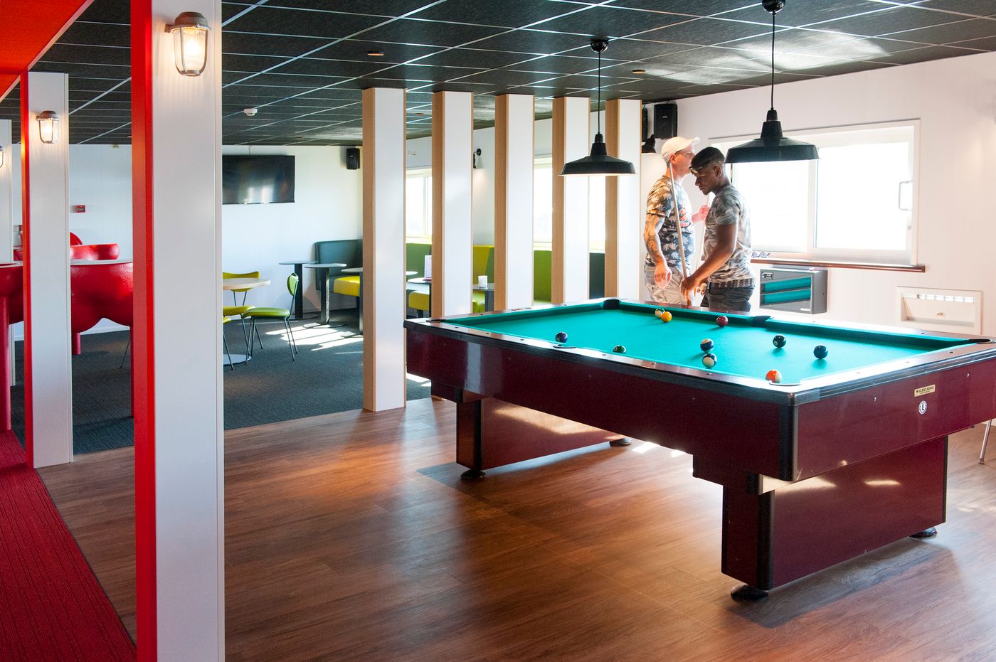 Botel - Netherlands - AMSTERDAM - Sports and Entertainment - 1