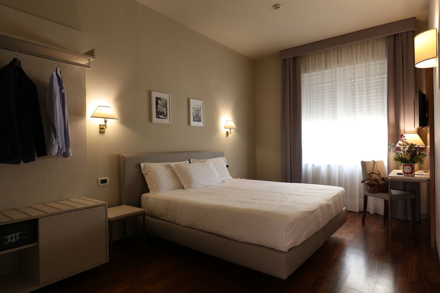 Grande-Albergo-Maugeri-Room-14
