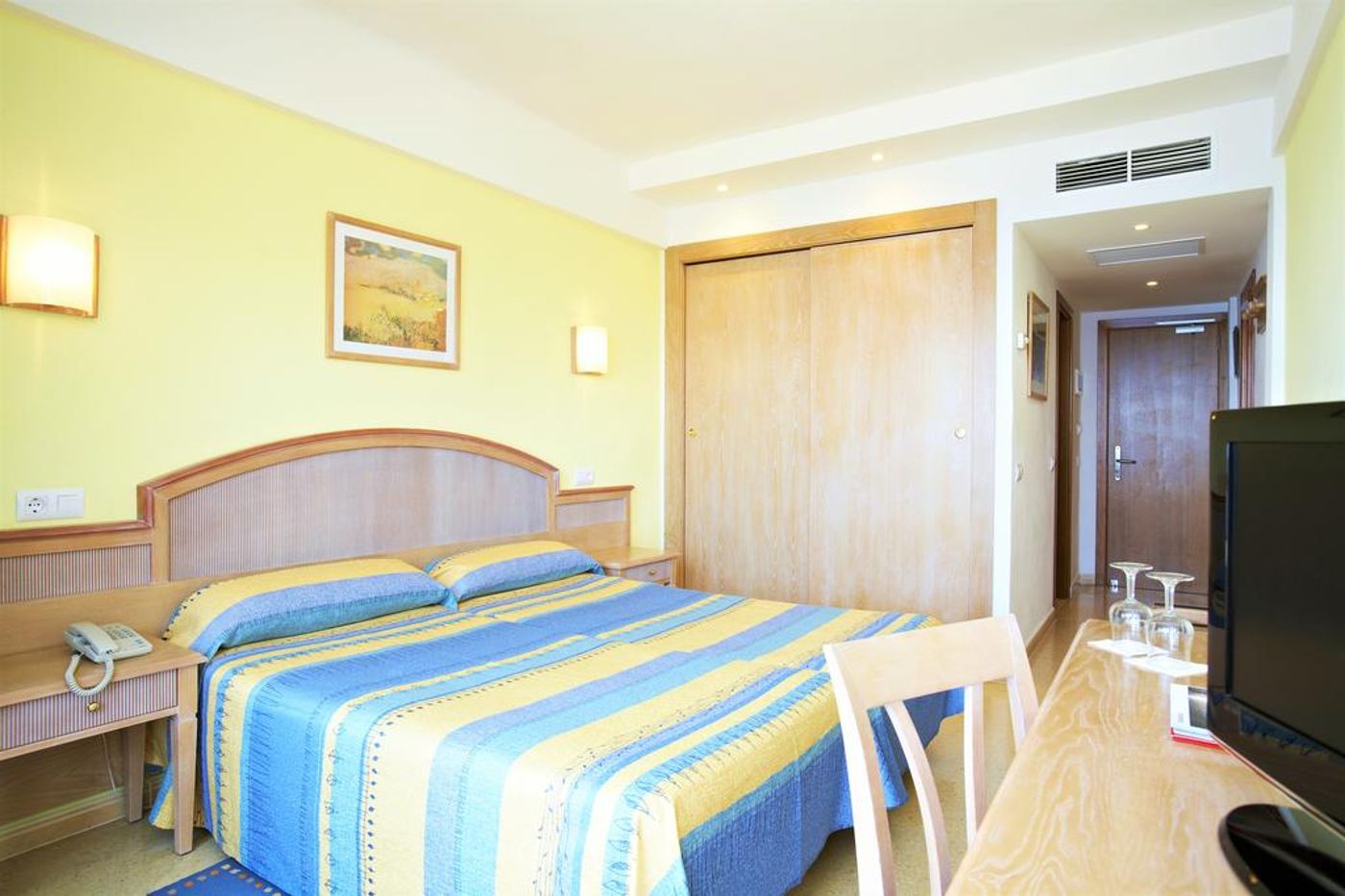 Universal Castell Royal