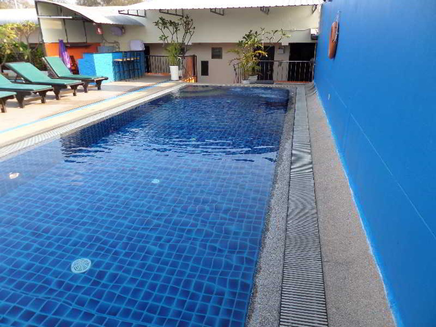 White-Sand-Resortel-Pool-3