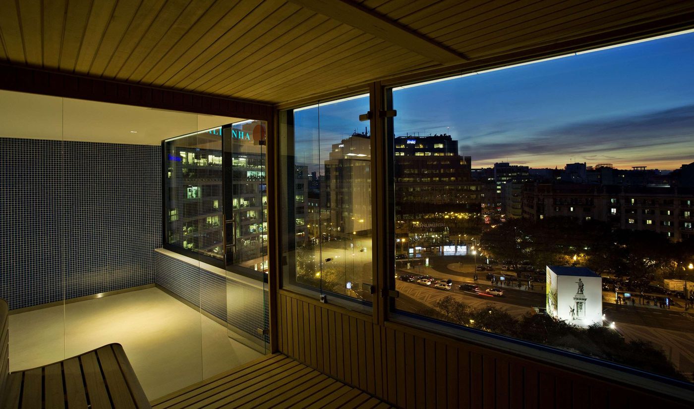 Evolution-Lisboa-Hotel-Sports-and-Entertainment-8