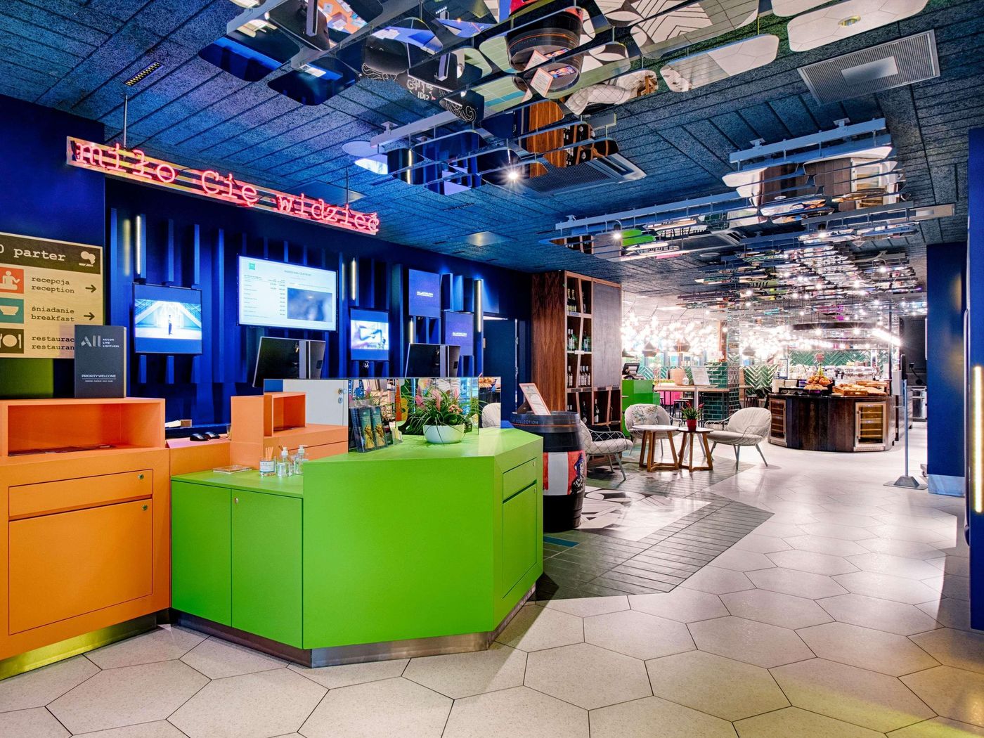 Ibis-Styles-Warszawa-Centrum-General-view-14