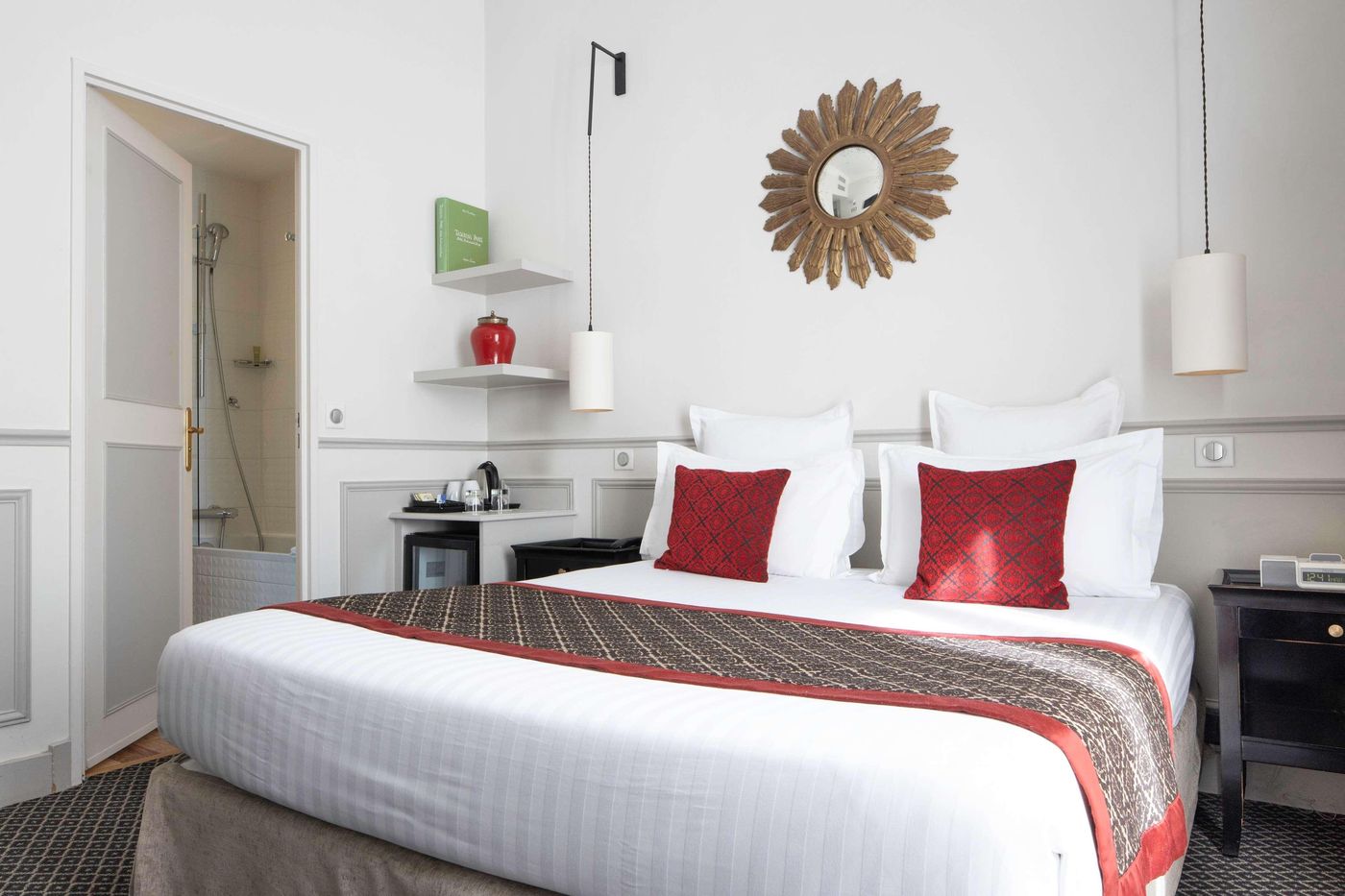 Bradford-Elysees-Astotel-Room-25