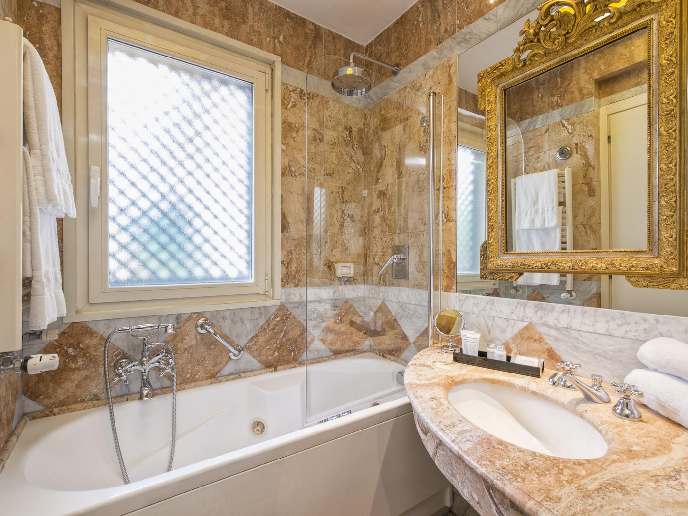 The-Britannia-Hotel-Room-28