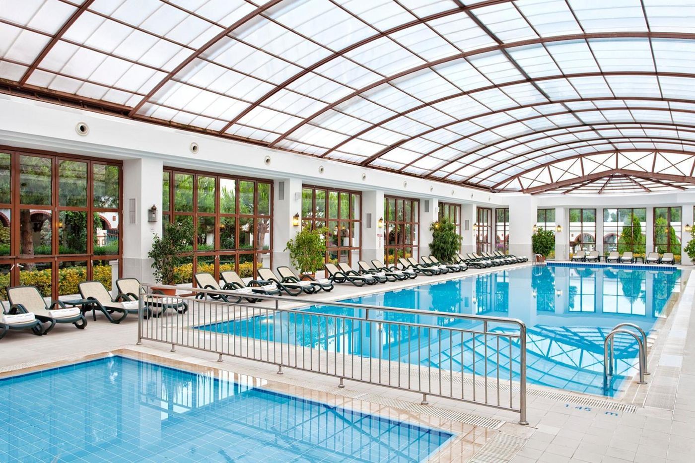 Kremlin-Palace-Pool-71