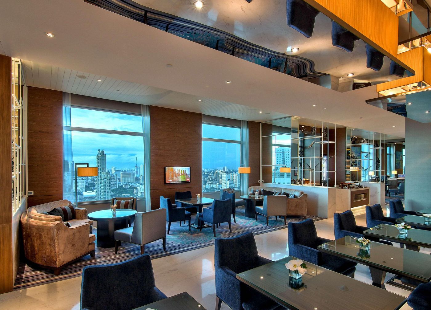 Radisson-Blu-Plaza-Bangkok-Bar-13