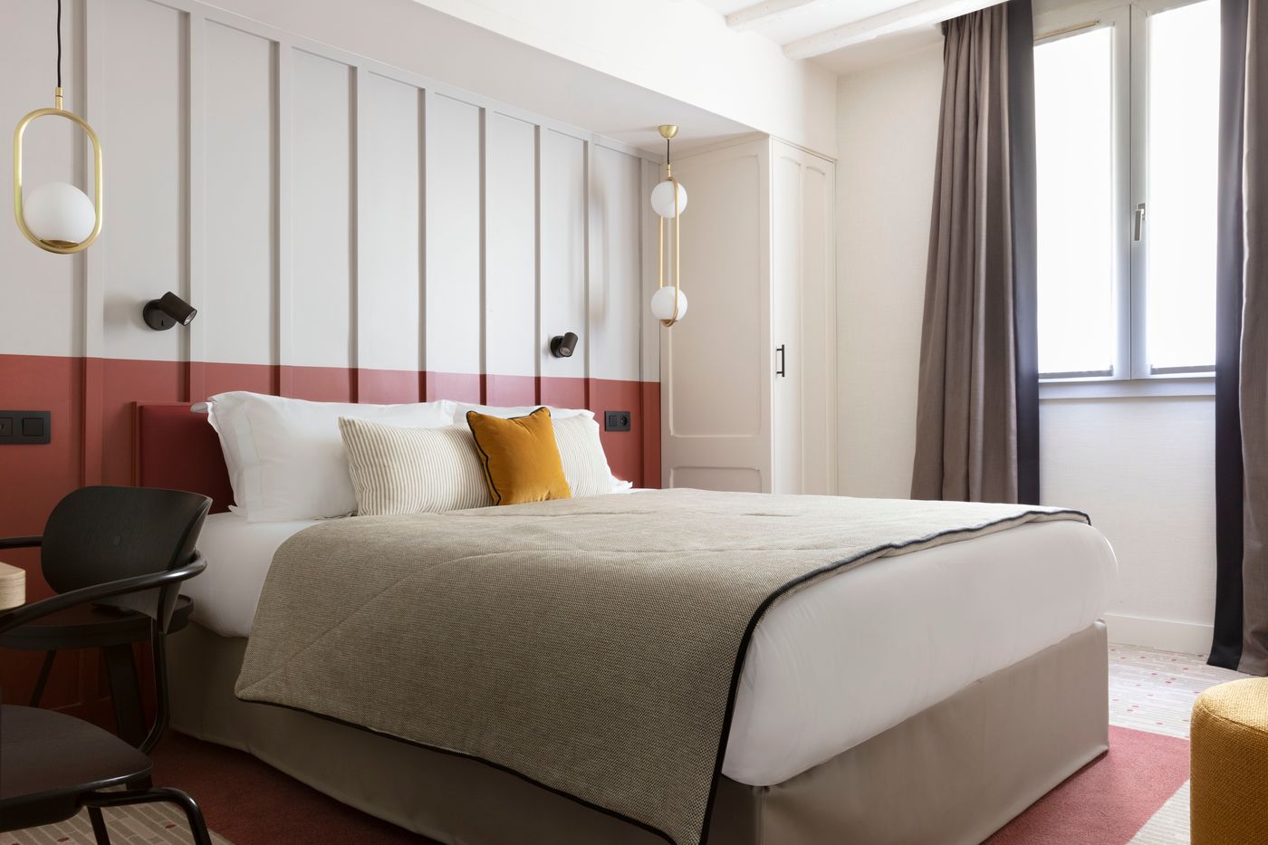 Hotel-Bastille-Speria-Room-18