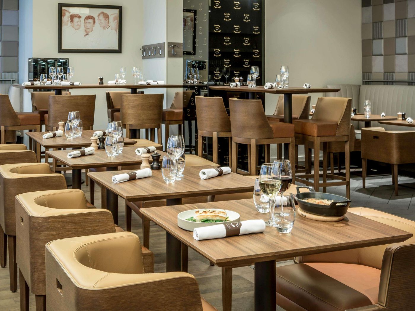 Sofitel-Paris-Arc-de-Triomphe-Restaurant-50