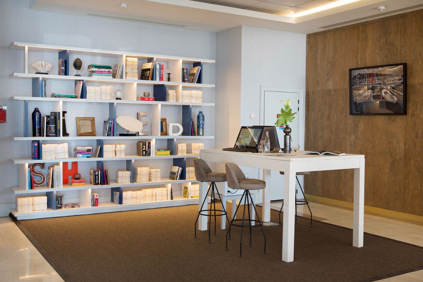 Radisson-Blu-Hotel-Nice-Lobby-67