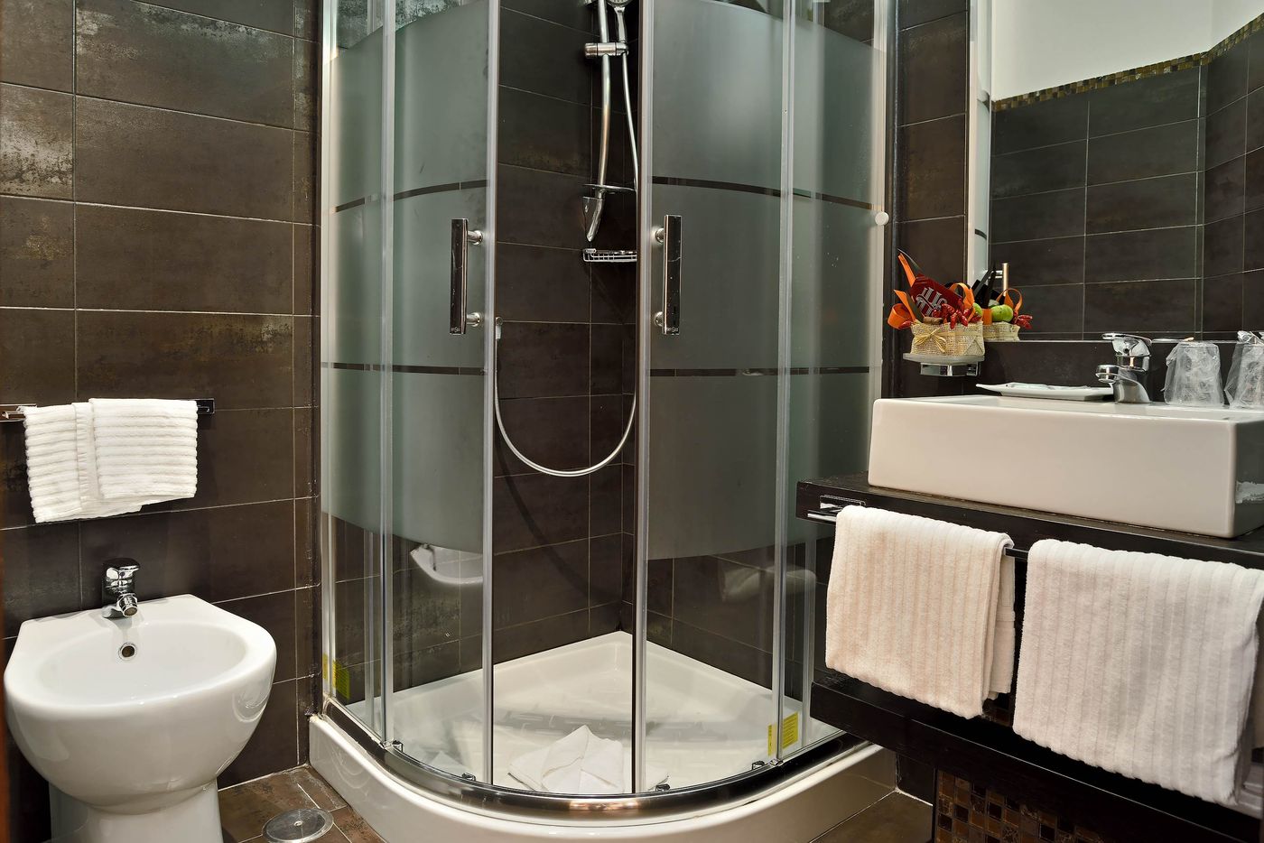 Catone-District-Hotel-Room-41