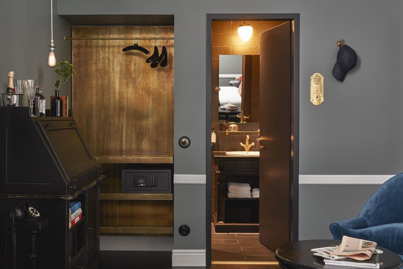 Sir-Savigny-Hotel--part-of-Sircle-Collection-Room-14