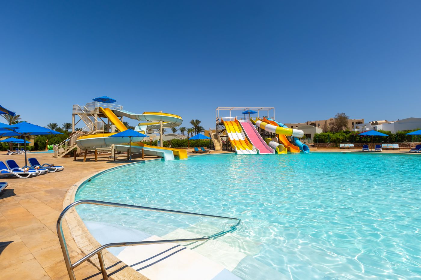 New - Amwaj Oyoun Hotel and Resort