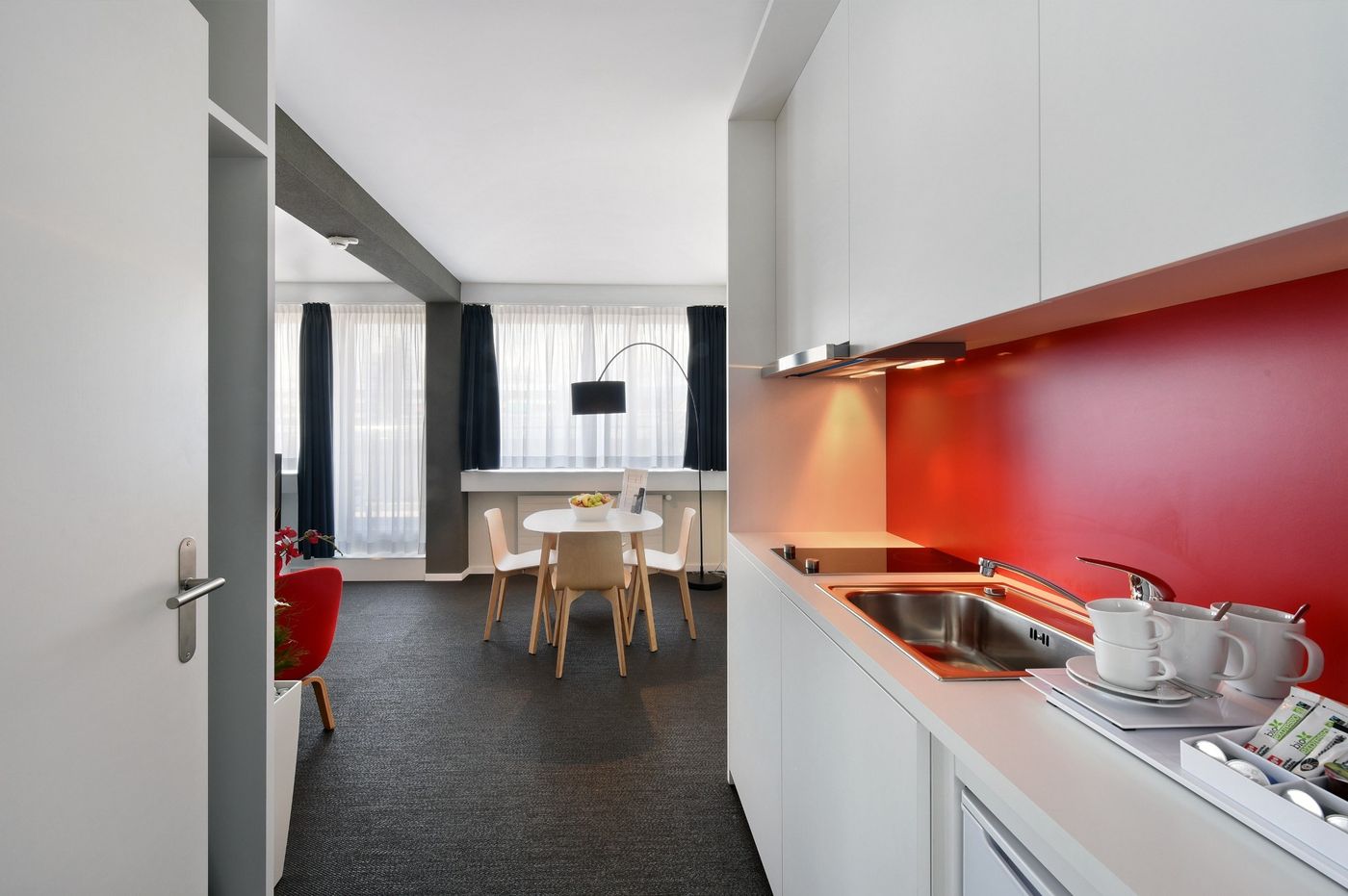 Home-Swiss-Hotel-Room-10