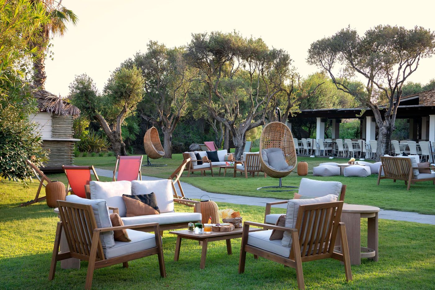 Conrad-Chia-Laguna-Sardinia-Bar-13